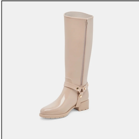 Dolce Vita Cloudy H2O Boots - Picture 8 of 9